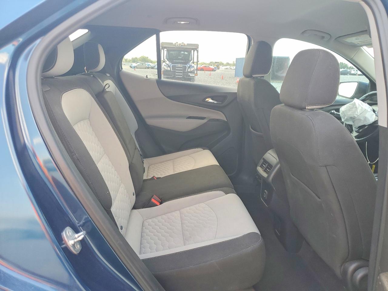 2020 CHEVROLET EQUINOX LT photo 19