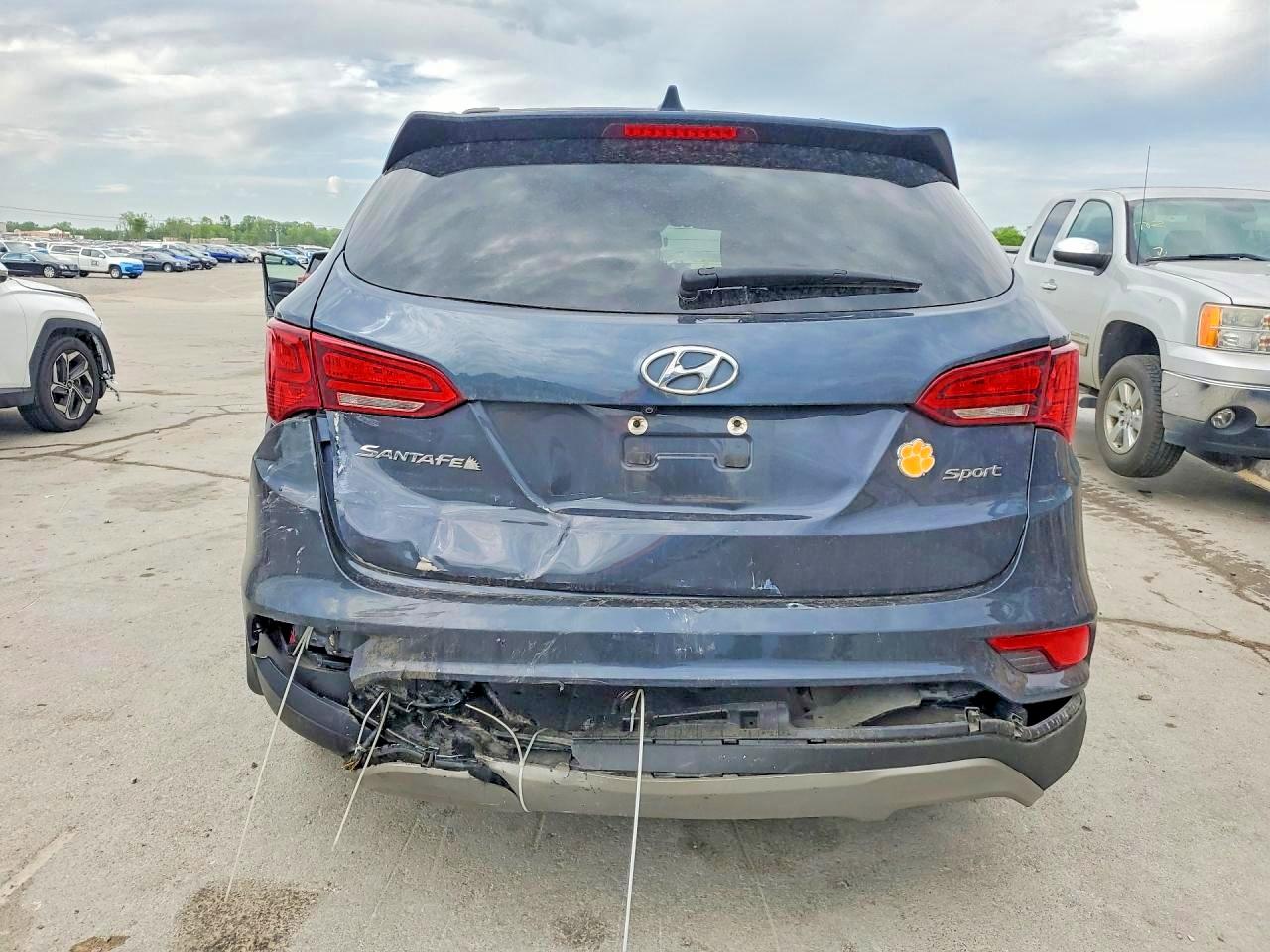 2017 HYUNDAI SANTA FE SPORT 2.4L photo 16
