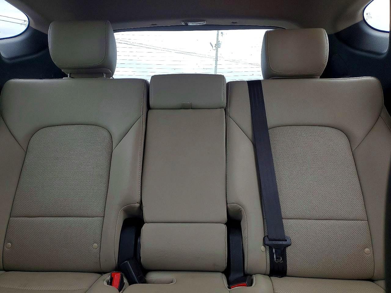 2017 HYUNDAI SANTA FE SPORT 2.4L photo 28