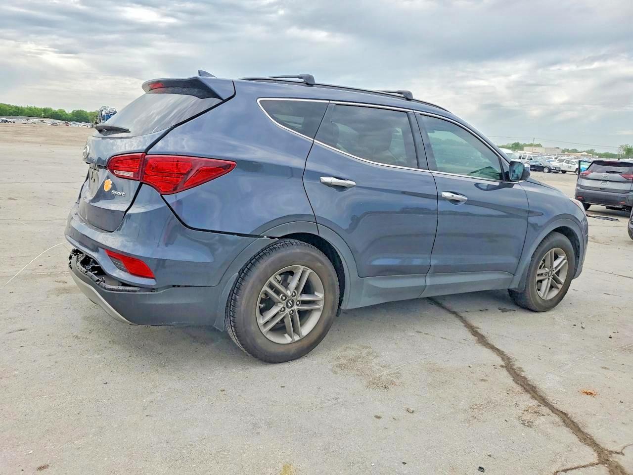 2017 HYUNDAI SANTA FE SPORT 2.4L photo 7