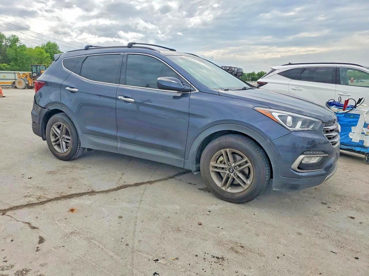 2017 HYUNDAI SANTA FE SPORT 2.4L photo 10