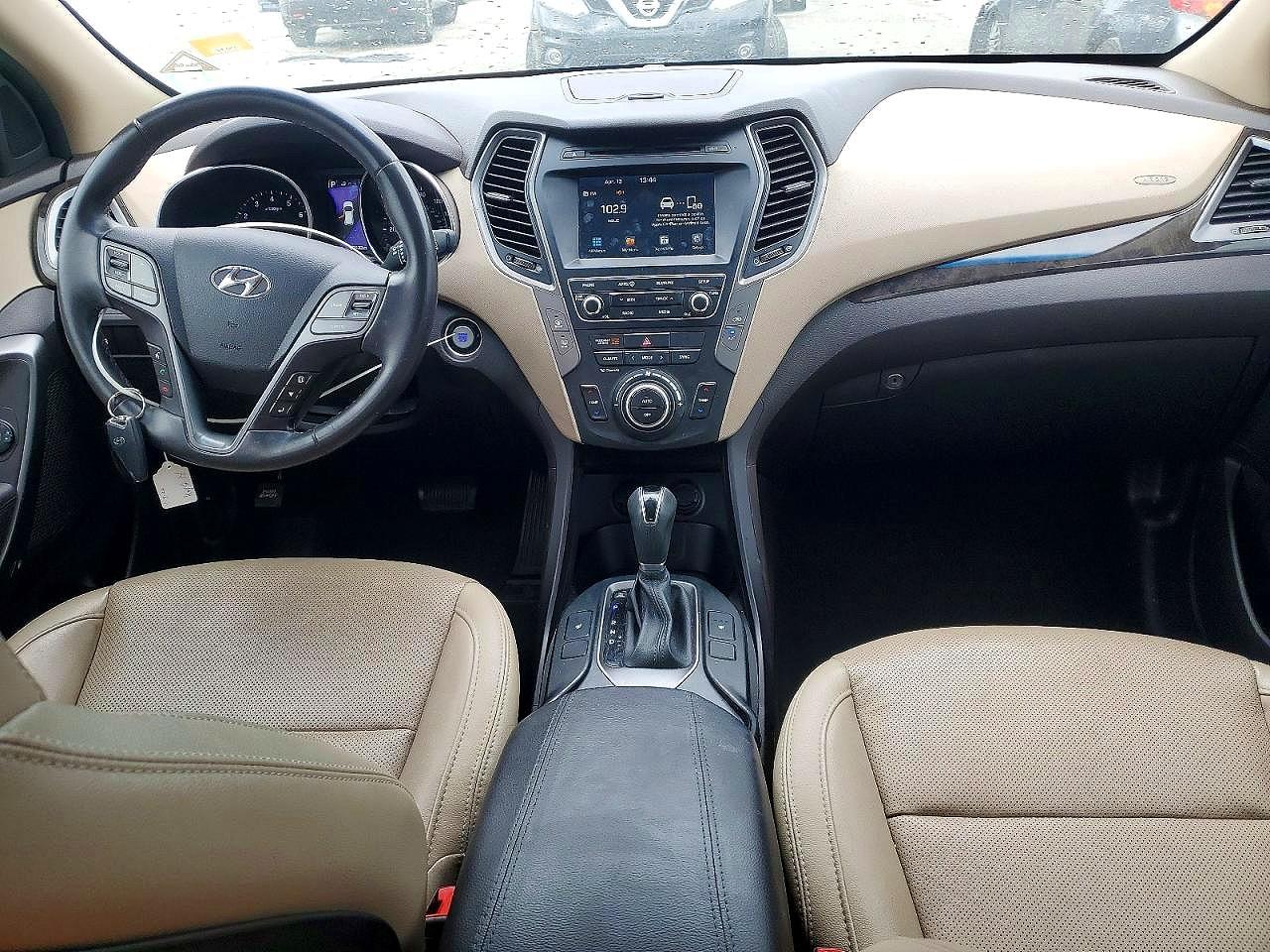 2017 HYUNDAI SANTA FE SPORT 2.4L photo 22