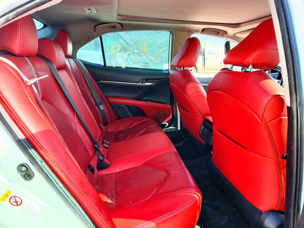 2019 TOYOTA CAMRY XSE V6 photo 28