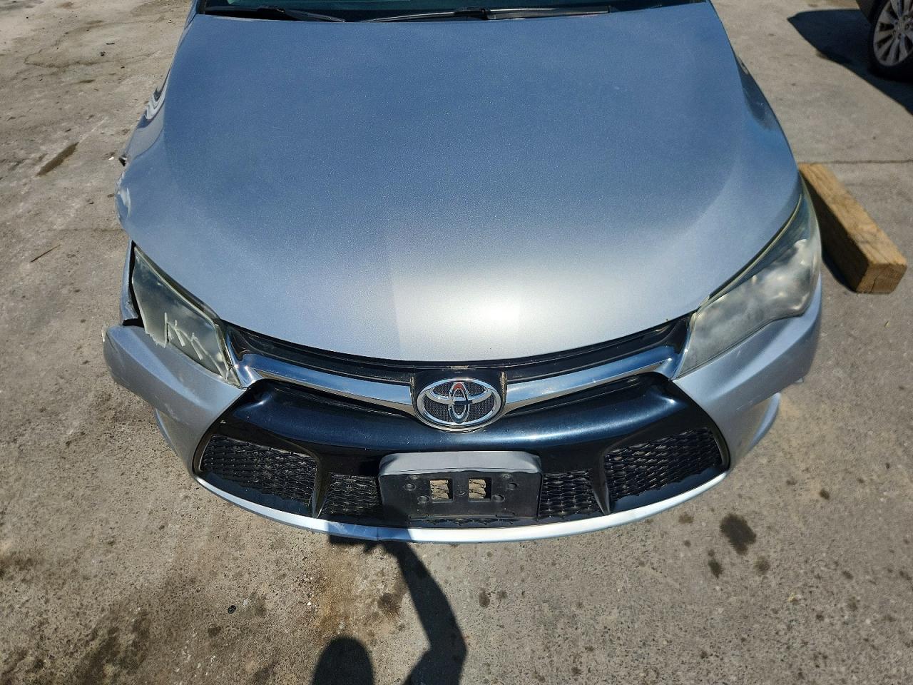 2017 TOYOTA CAMRY SE photo 21