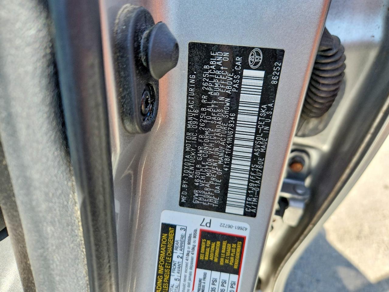 2017 TOYOTA CAMRY SE photo 23