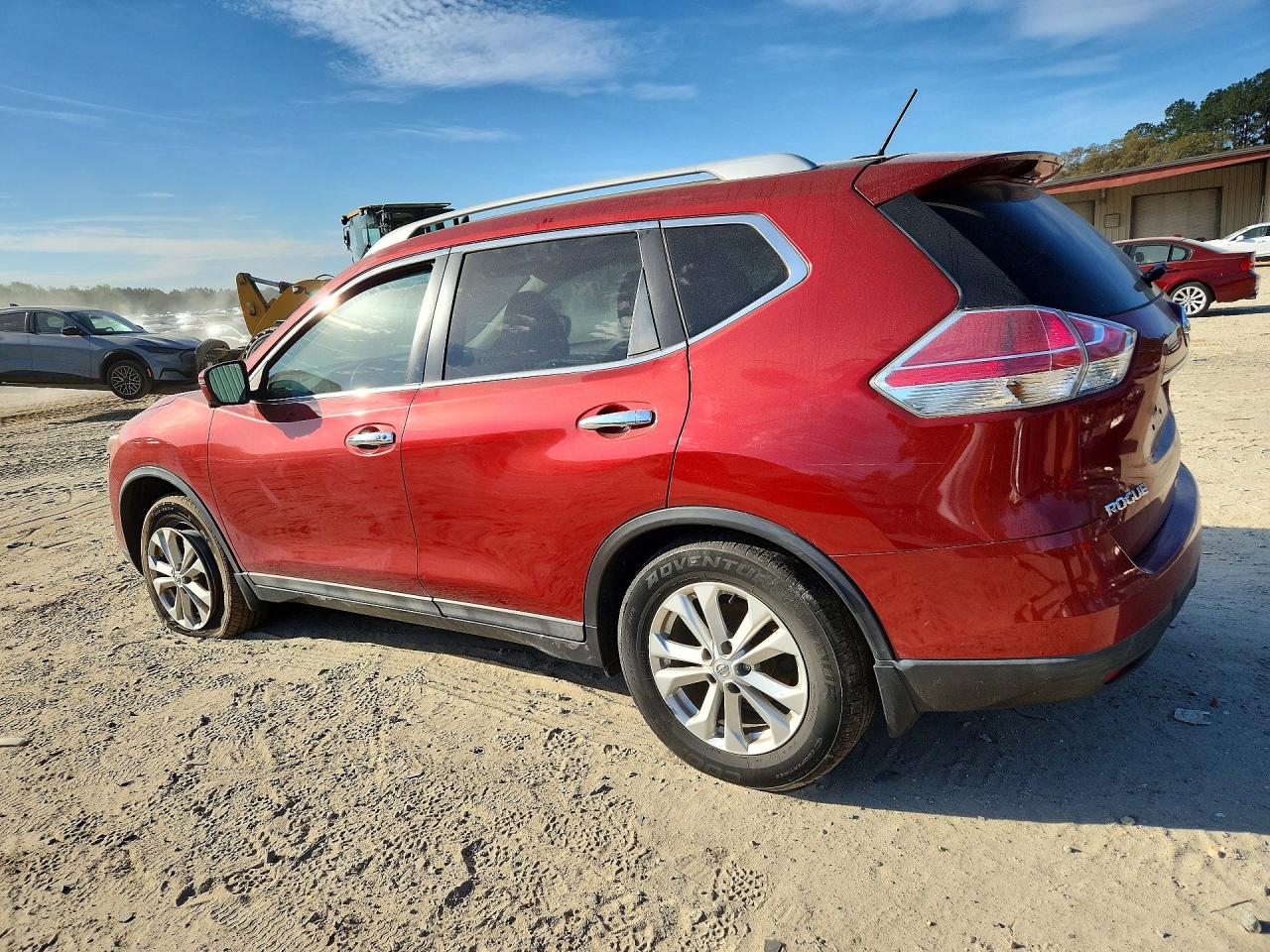 2016 NISSAN ROGUE SV photo 2