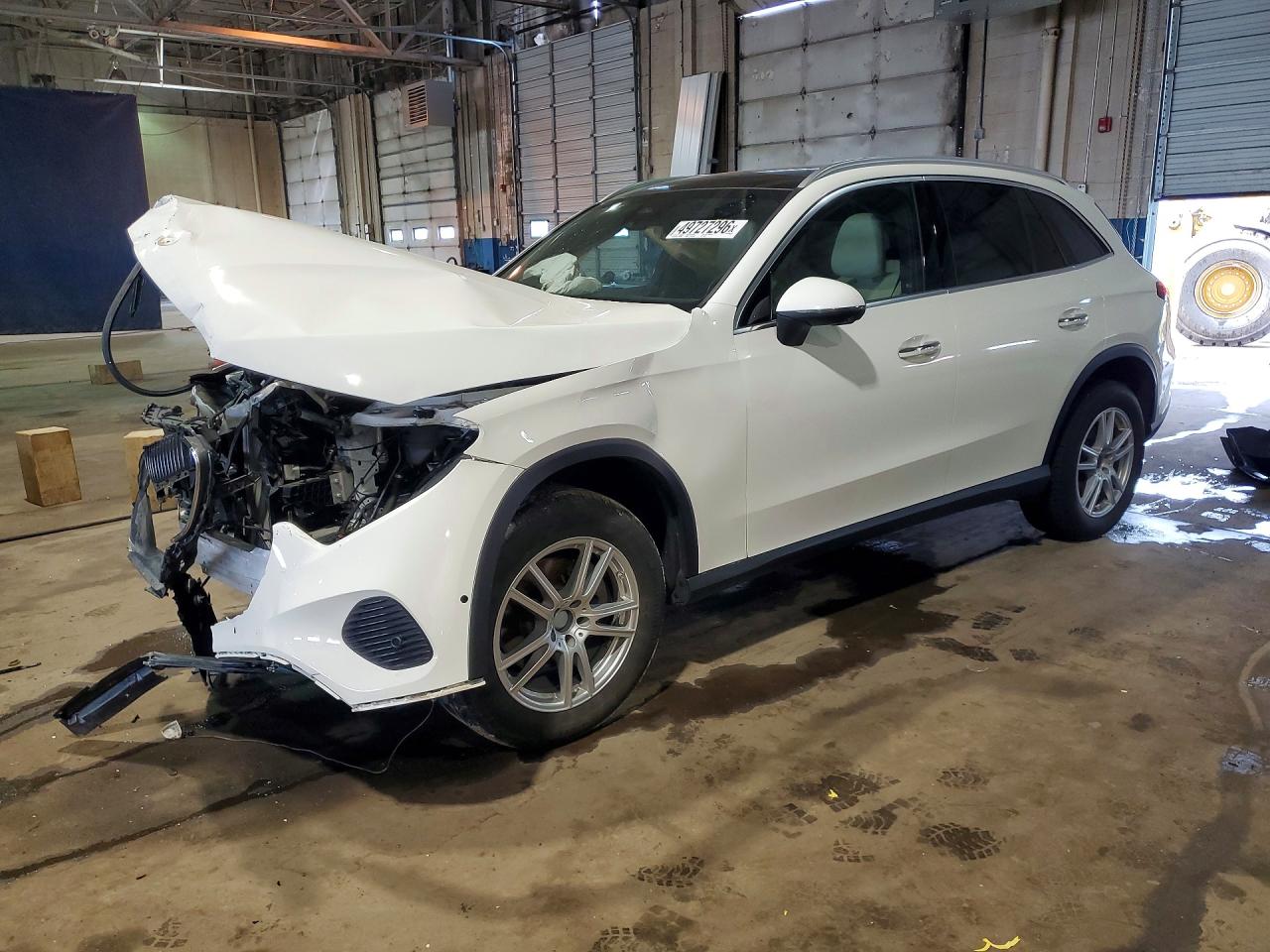 2023 MERCEDES-BENZ GLC