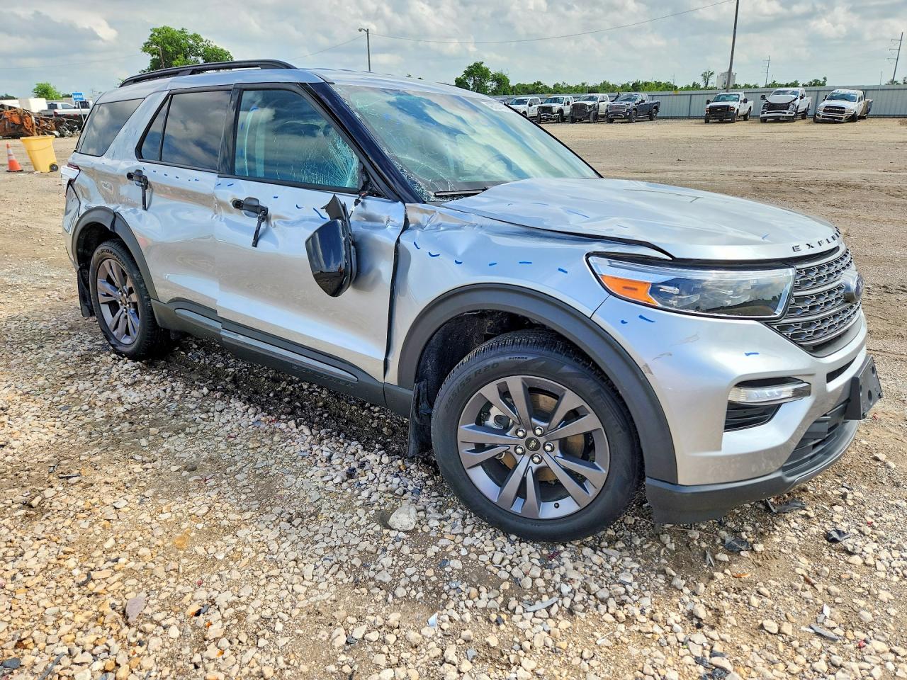 2023 FORD EXPLORER XLT photo 10