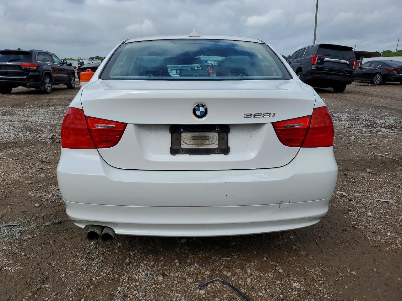 2011 BMW 328 I SULEV photo 11