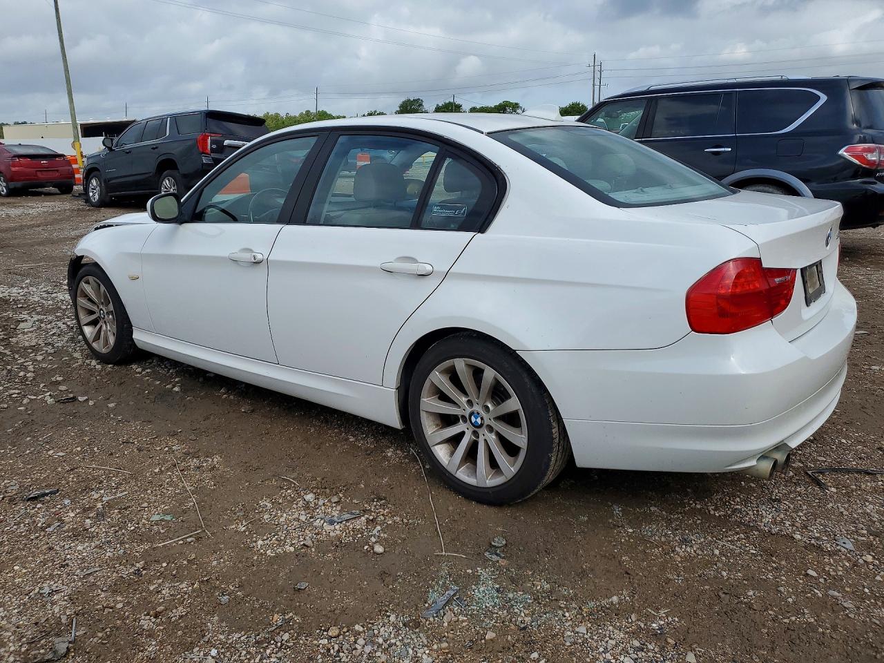 2011 BMW 328 I SULEV photo 3