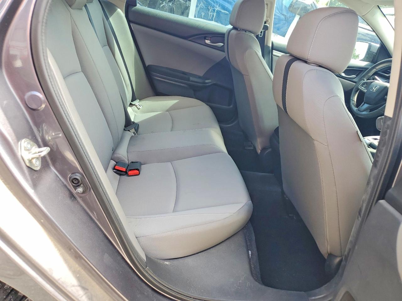 2017 HONDA CIVIC LX photo 28