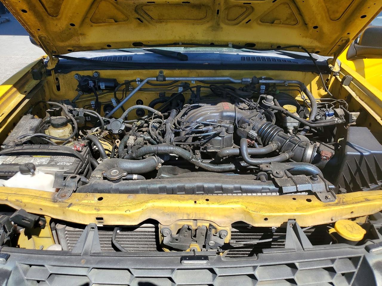 2004 NISSAN XTERRA XE photo 23