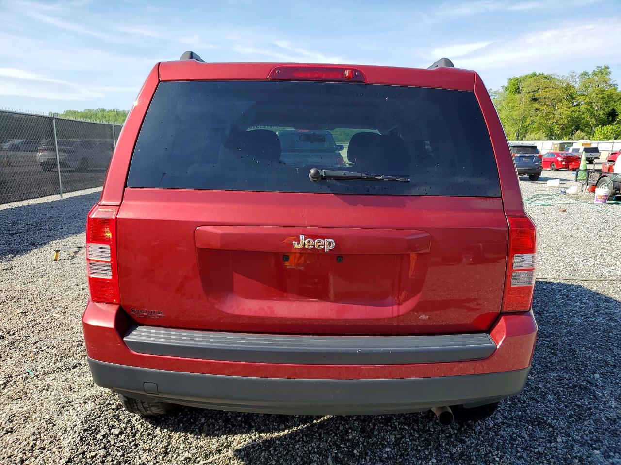 2015 JEEP PATRIOT SPORT photo 6