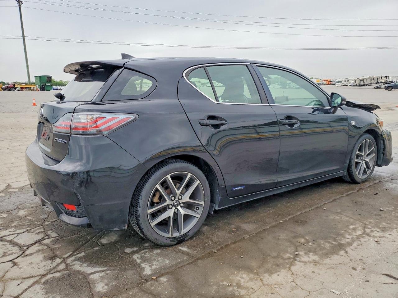 2014 LEXUS CT 200 photo 5