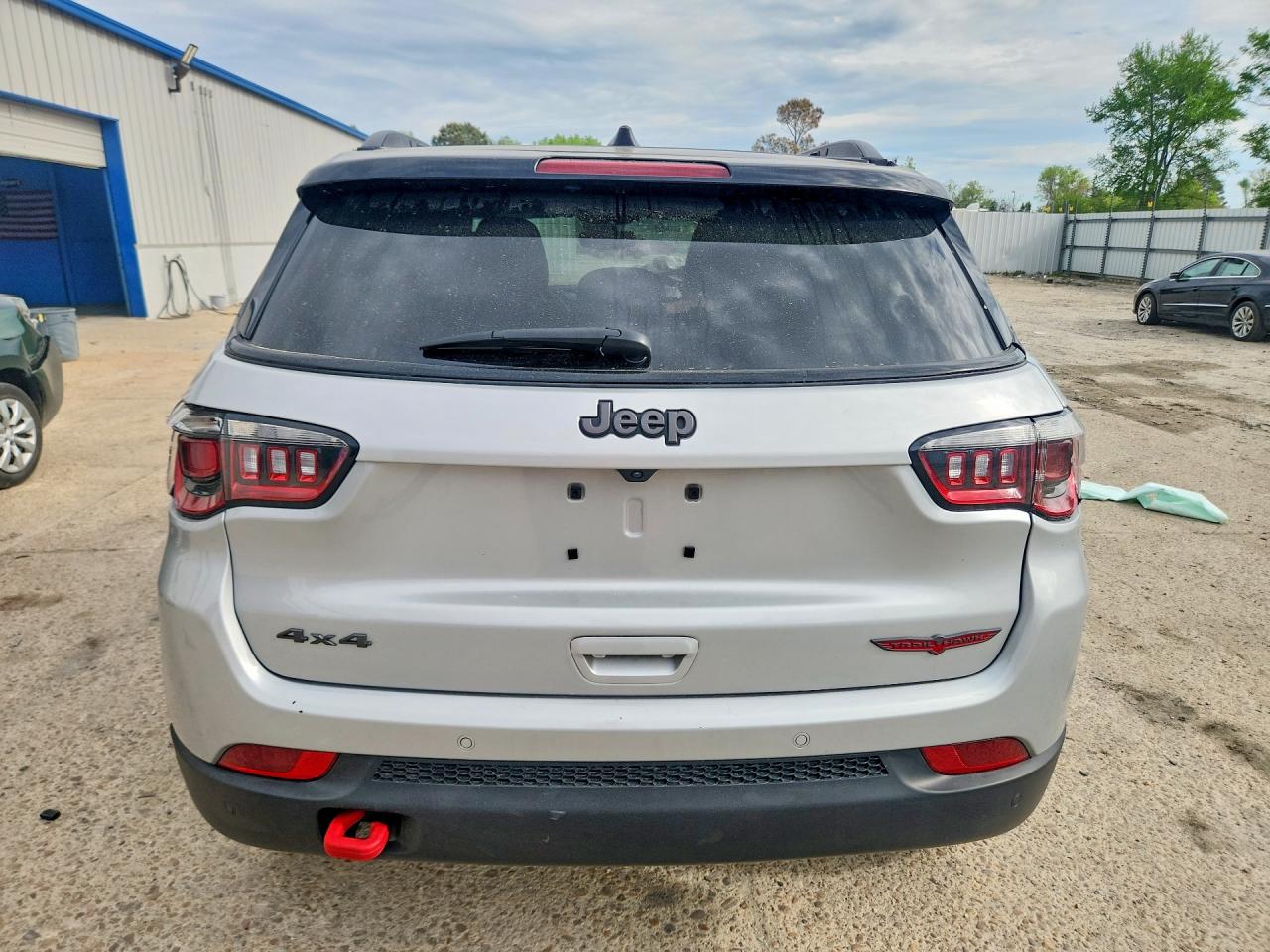 2025 JEEP COMPASS TRAILHAWK photo 16