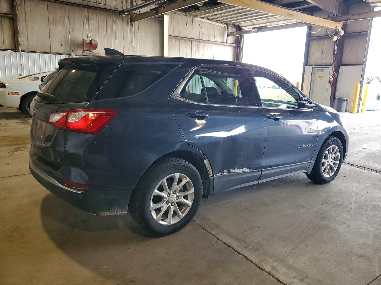 2018 CHEVROLET EQUINOX LT photo 5