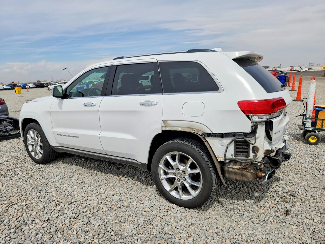 2014 JEEP GRAND CHEROKEE SUMMIT photo 3