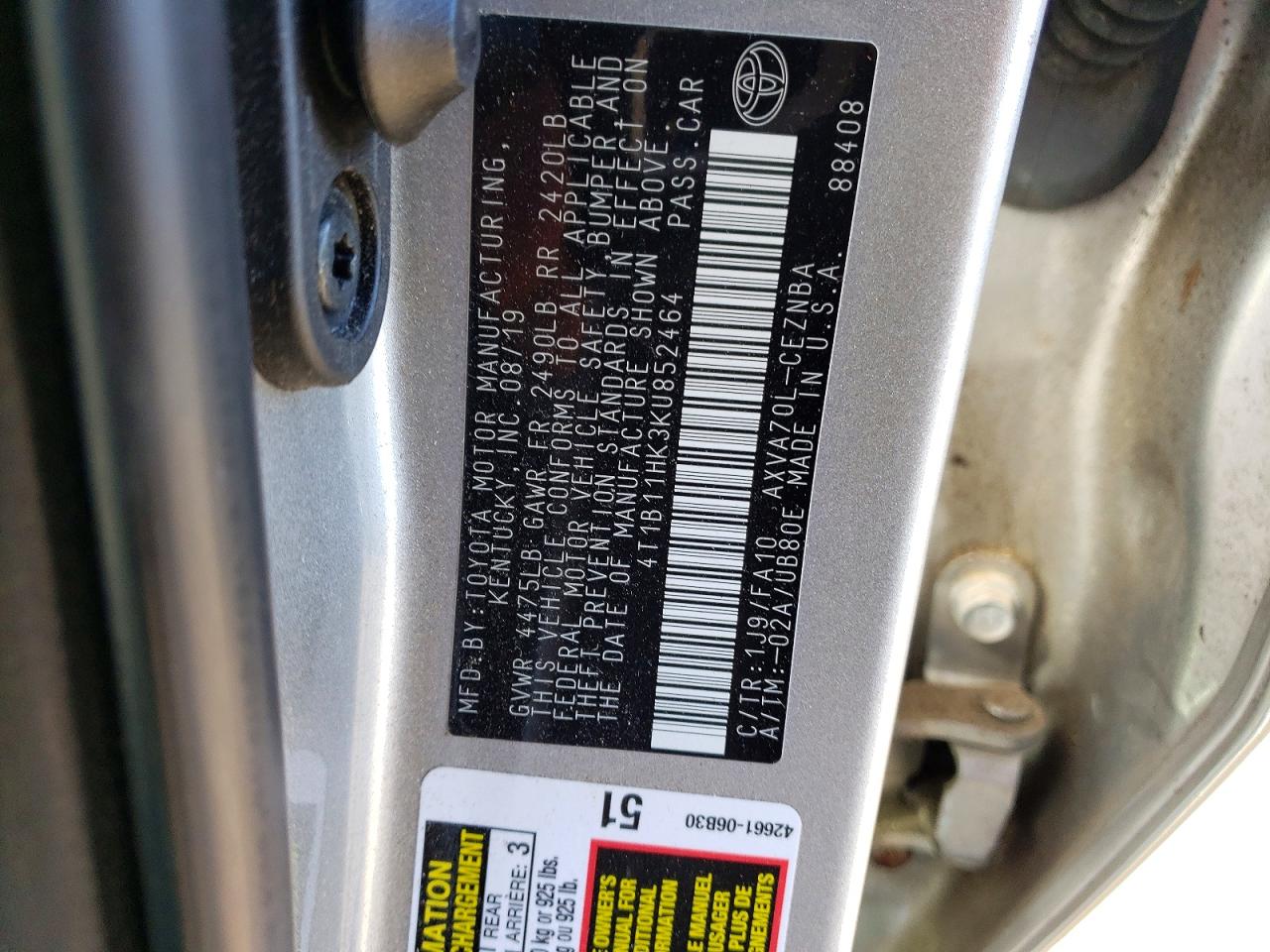 2019 TOYOTA CAMRY LE photo 34