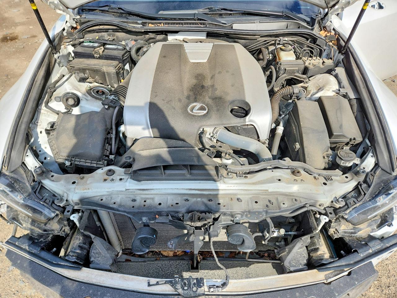 2017 LEXUS IS photo 21
