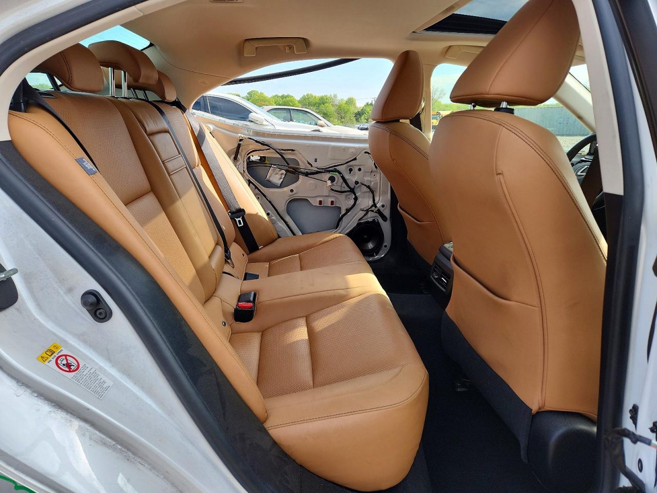 2017 LEXUS IS photo 19