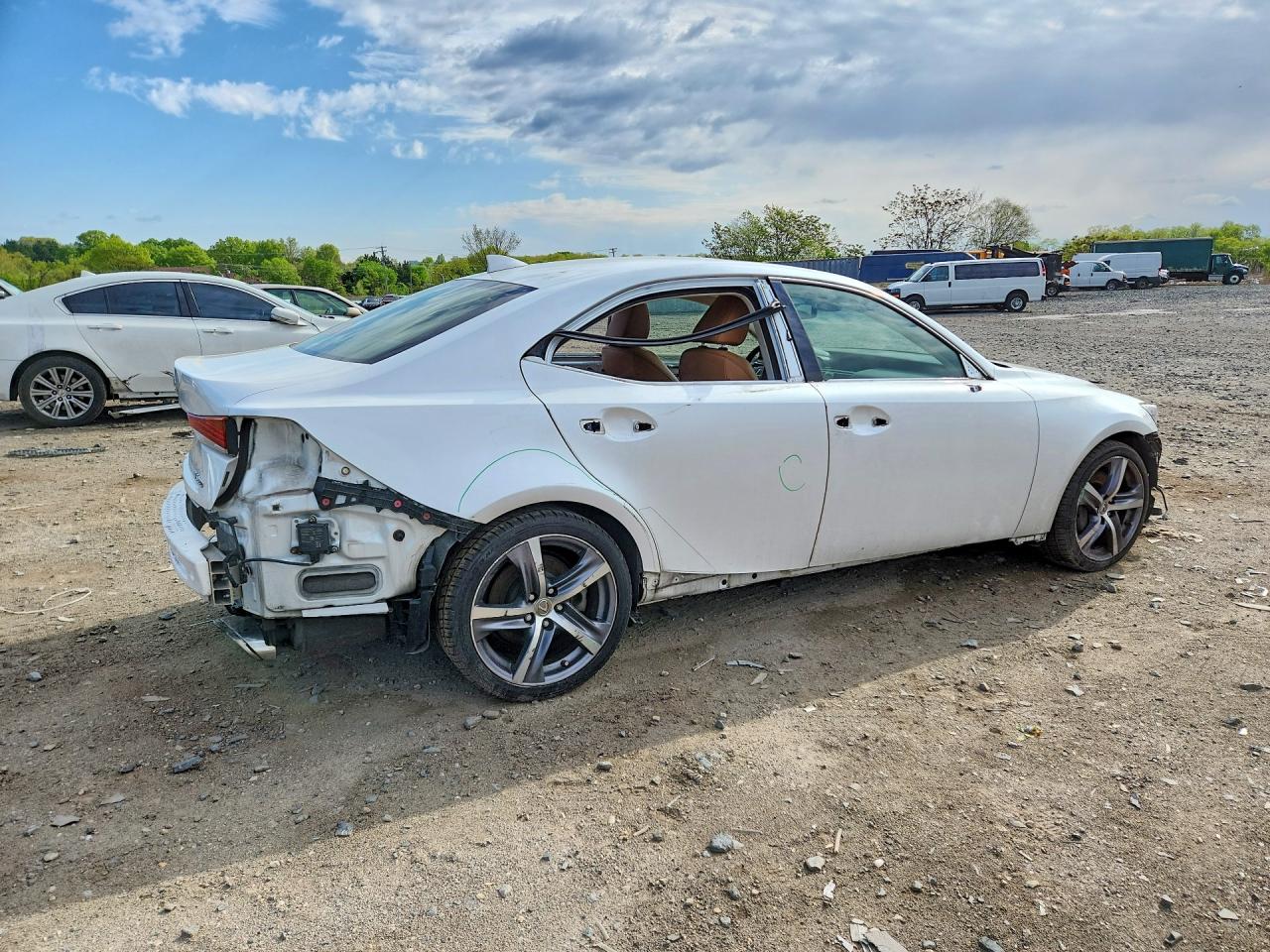 2017 LEXUS IS photo 5