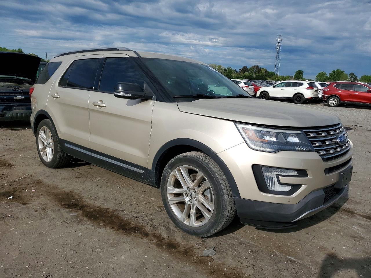 2017 FORD EXPLORER XLT photo 10