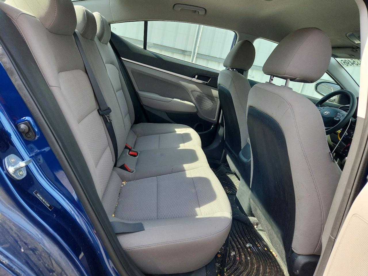 2020 HYUNDAI ELANTRA SEL photo 19