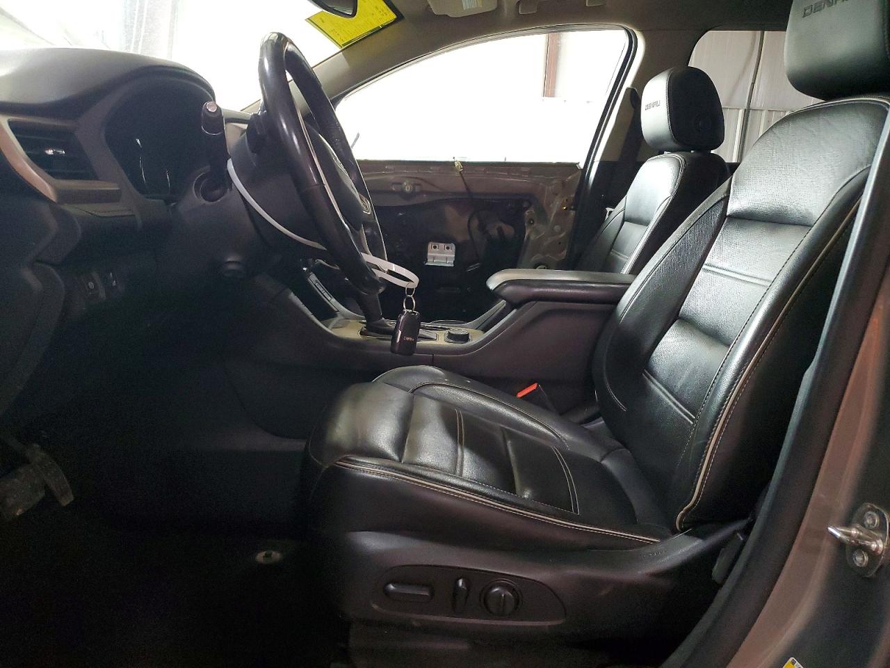 2019 GMC ACADIA DENALI photo 13