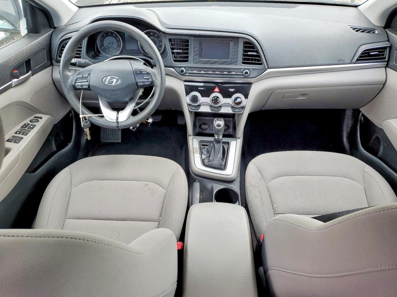2019 HYUNDAI ELANTRA SE photo 15