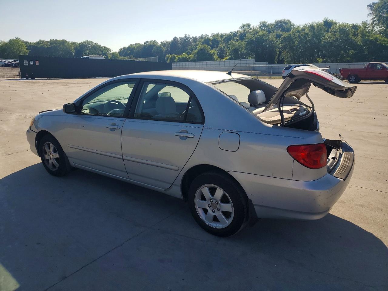 2008 TOYOTA COROLLA LE photo 2
