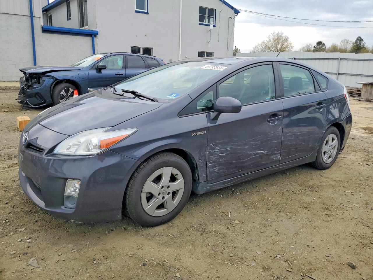 2011 TOYOTA PRIUS