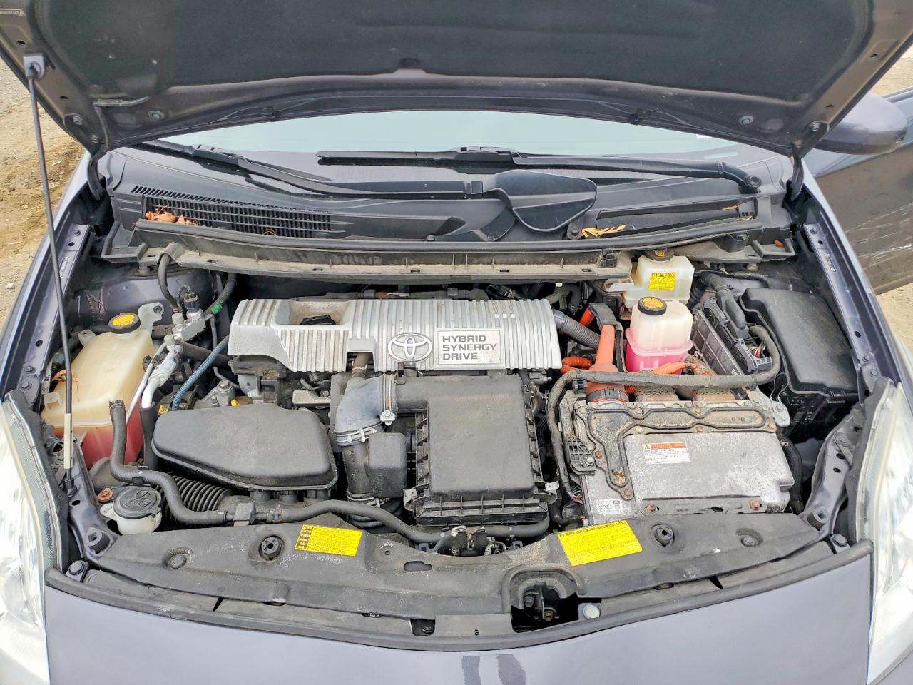 2011 TOYOTA PRIUS THREE photo 21