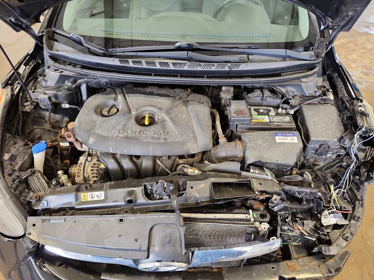 2012 HYUNDAI ELANTRA GLS photo 21
