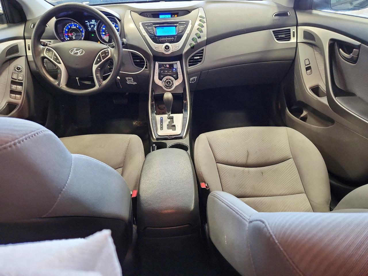 2012 HYUNDAI ELANTRA GLS photo 15
