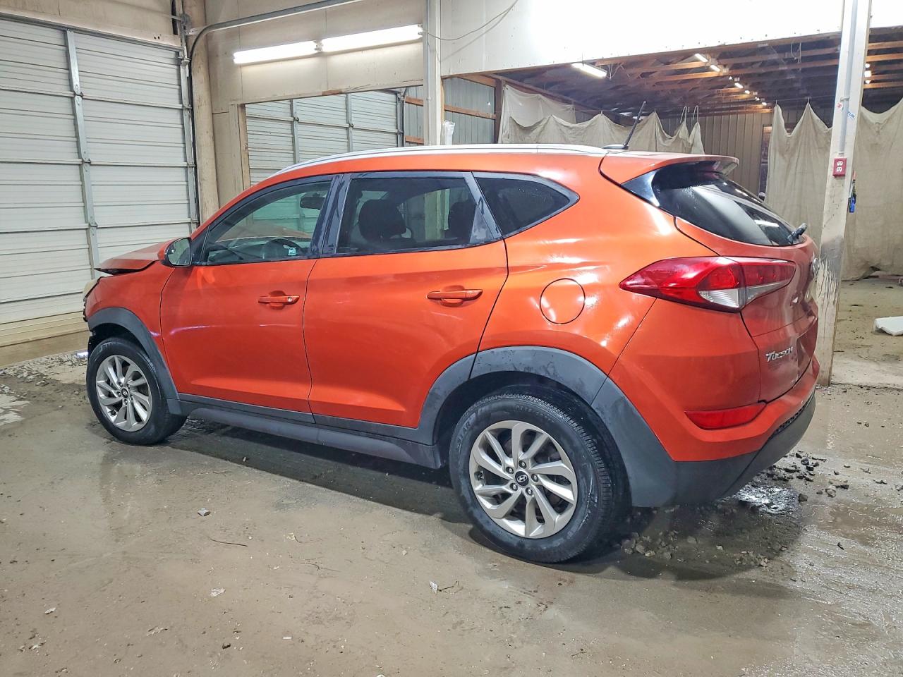 2016 HYUNDAI TUCSON SE photo 3