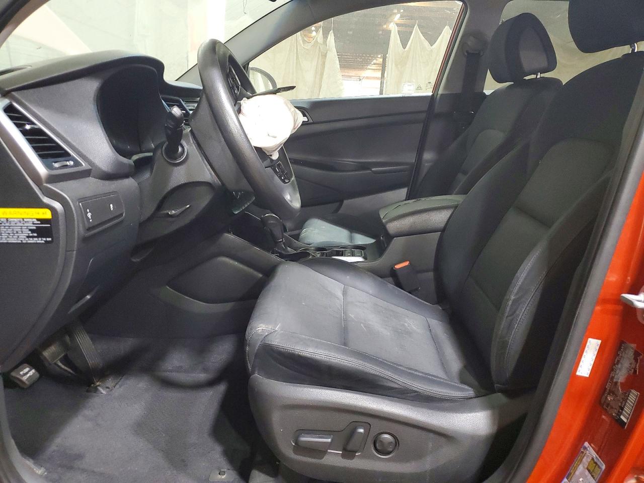 2016 HYUNDAI TUCSON SE photo 13