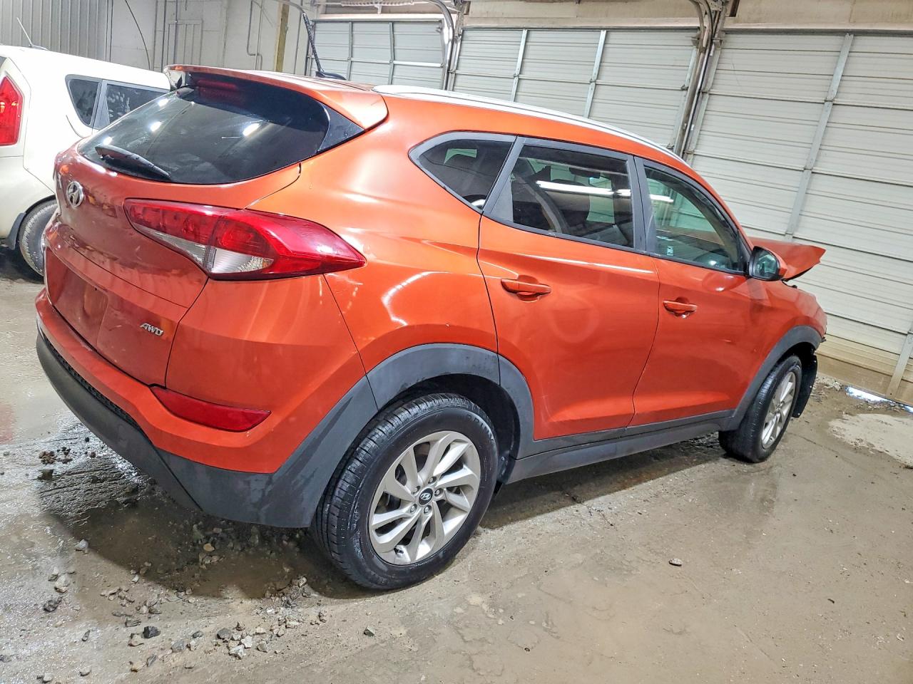 2016 HYUNDAI TUCSON SE photo 5