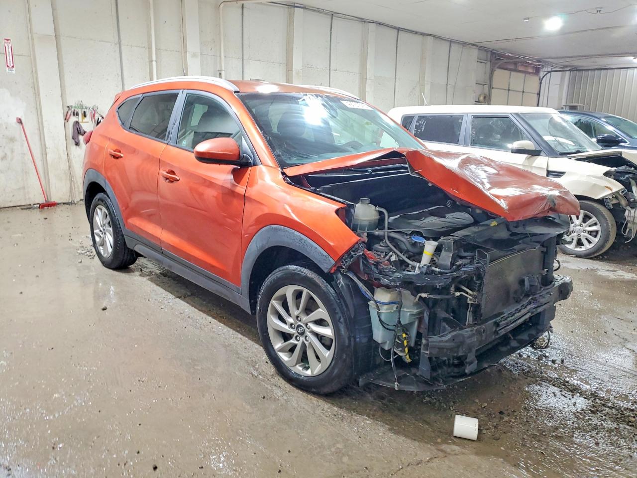 2016 HYUNDAI TUCSON SE photo 7