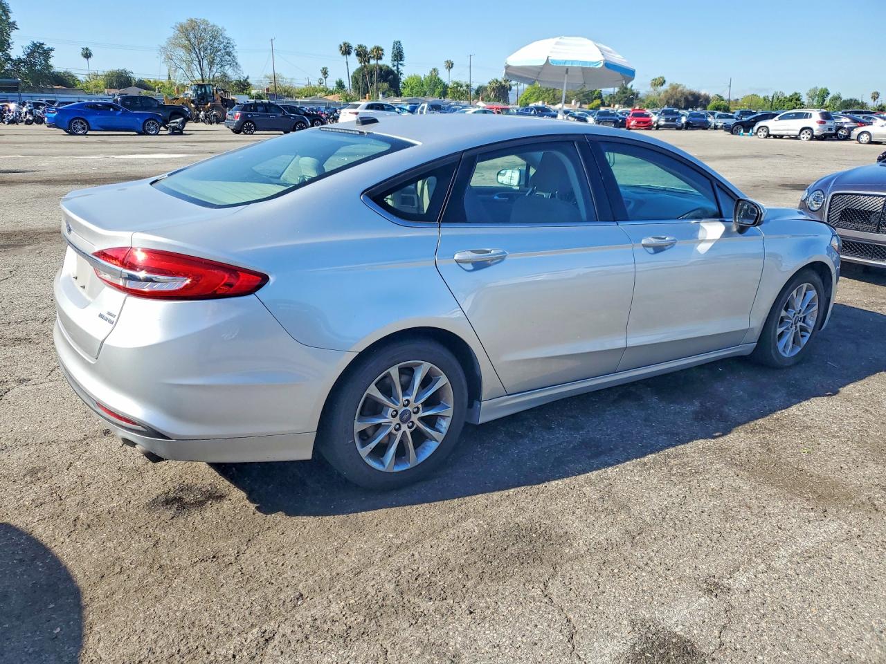 2017 FORD FUSION SE HYBRID photo 5