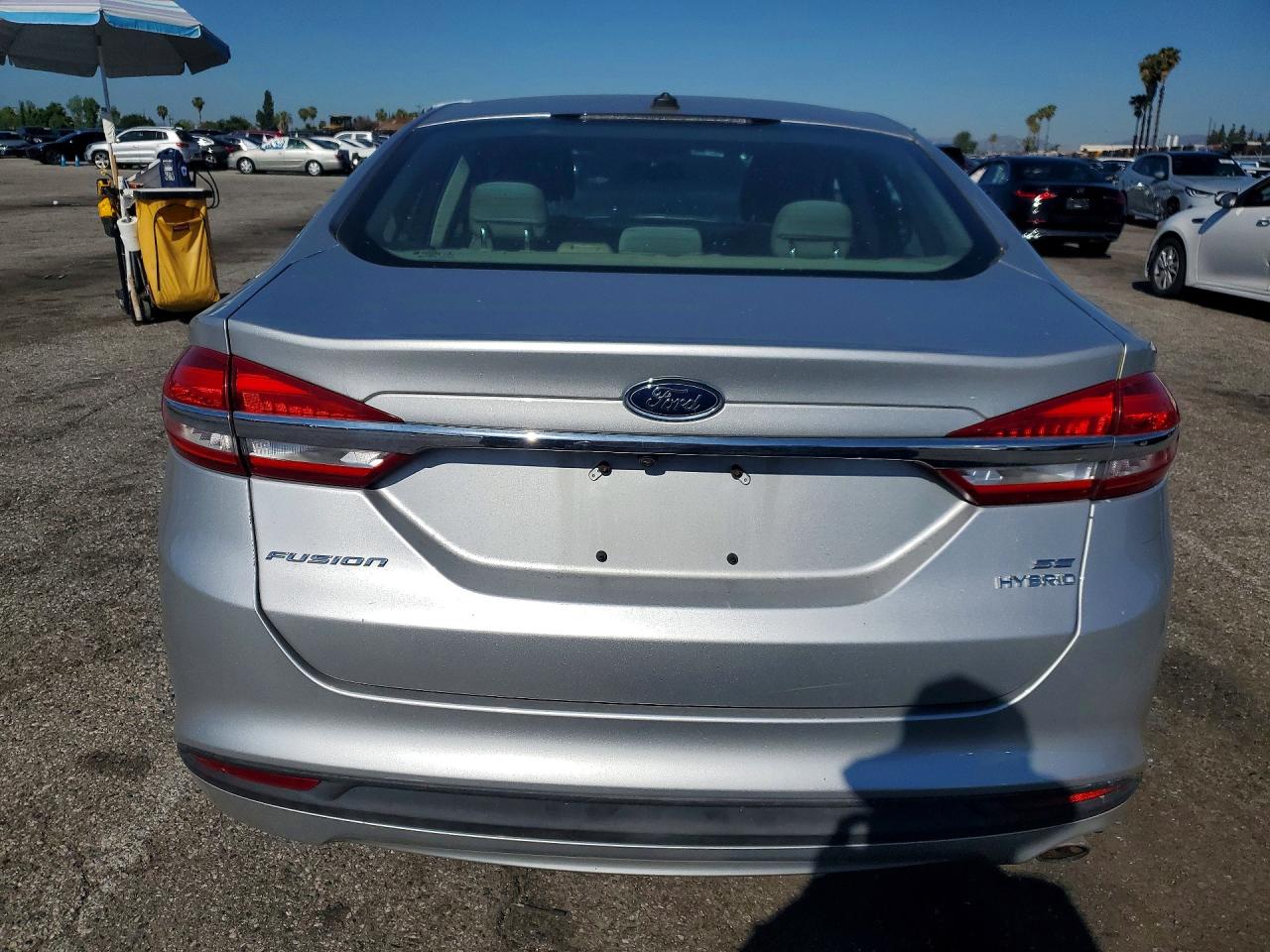 2017 FORD FUSION SE HYBRID photo 11