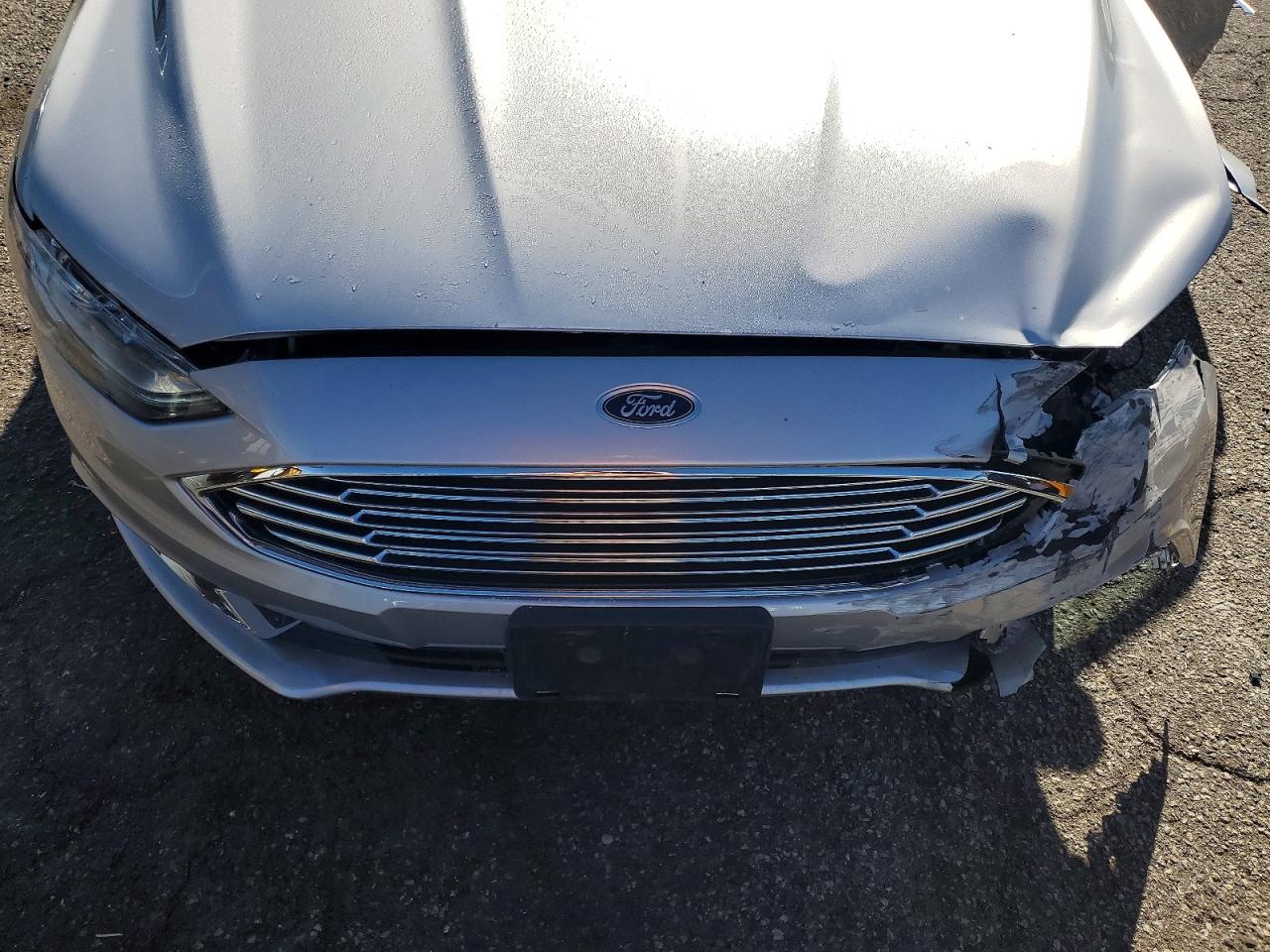 2017 FORD FUSION SE HYBRID photo 21