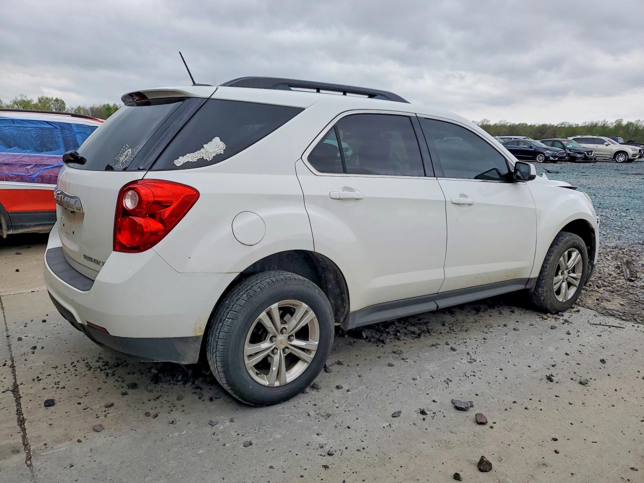 2015 CHEVROLET EQUINOX LT photo 5