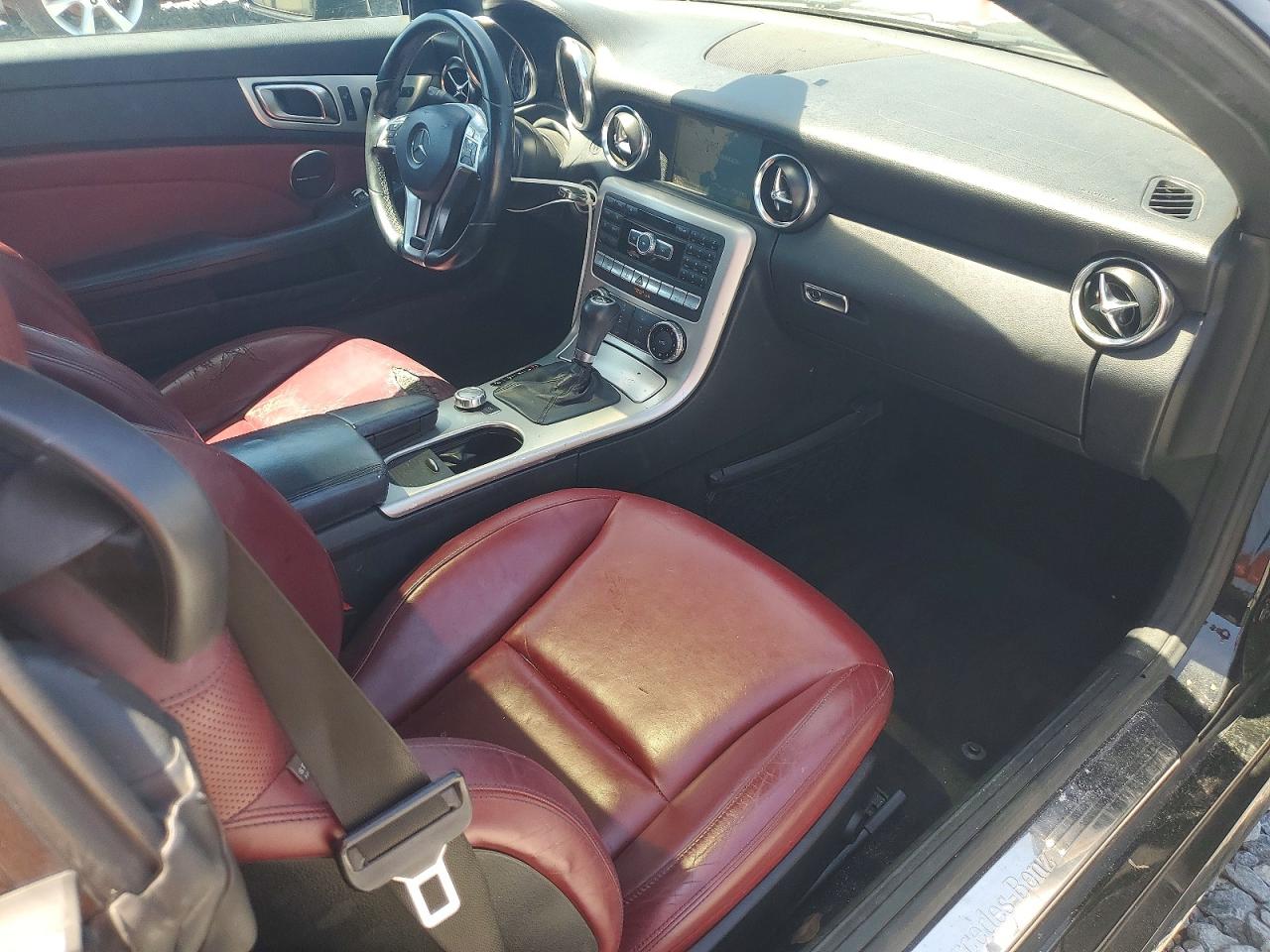 2012 MERCEDES-BENZ SLK 350 photo 22
