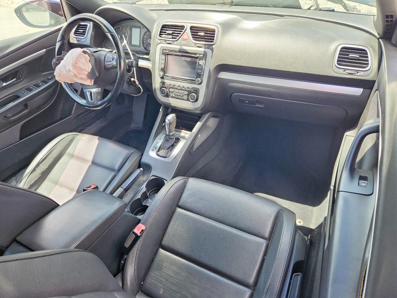2012 VOLKSWAGEN EOS KOMFORT photo 15
