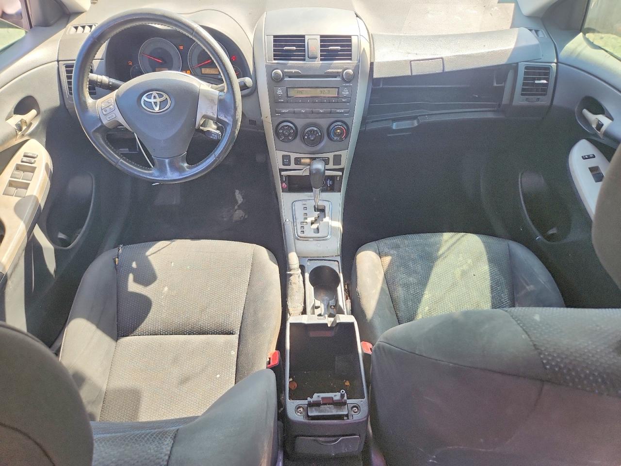 2010 TOYOTA COROLLA S photo 22