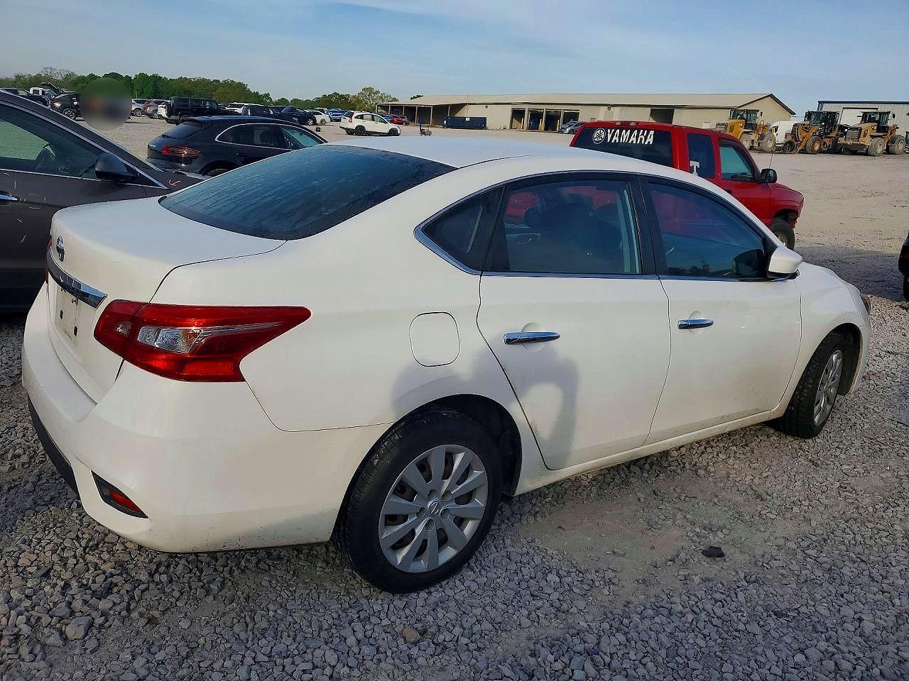2016 NISSAN SENTRA S photo 7