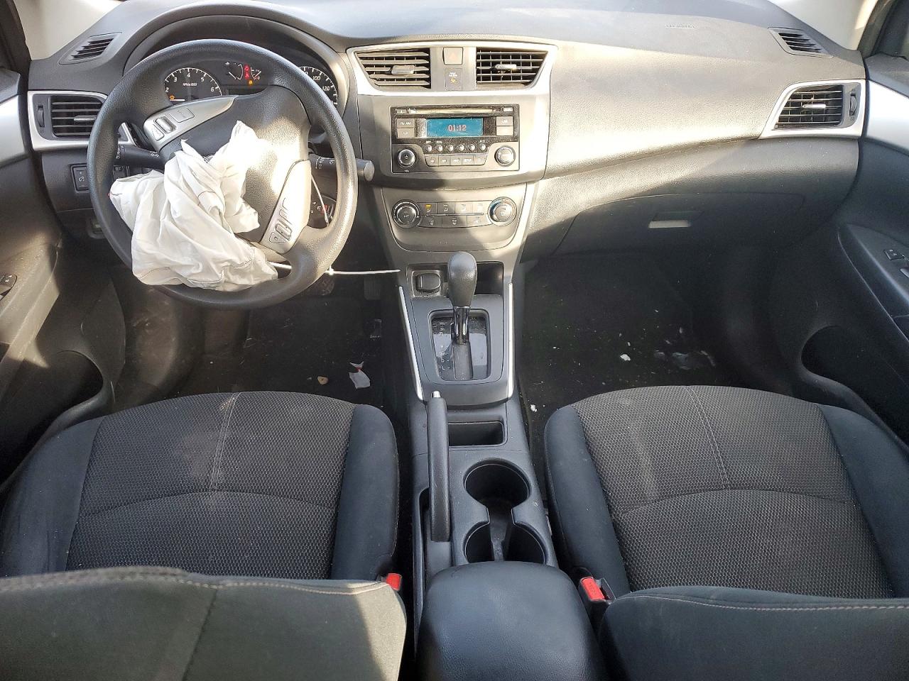 2016 NISSAN SENTRA S photo 22