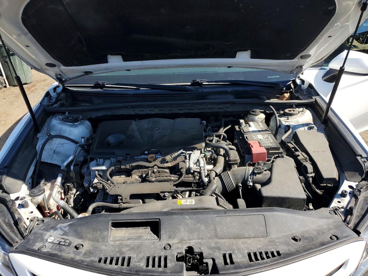 2018 TOYOTA CAMRY SE photo 21