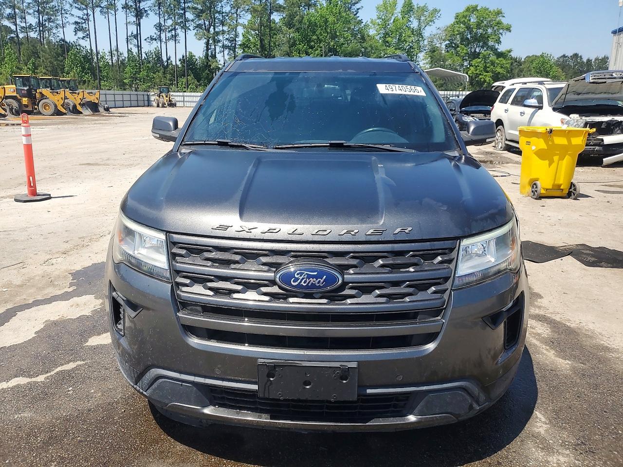 2018 FORD EXPLORER XLT photo 5