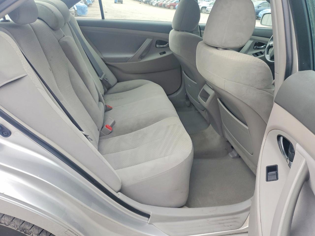 2009 TOYOTA CAMRY LE photo 19